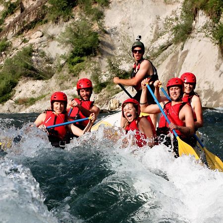 Youth Hostel Bledec מראה חיצוני תמונה