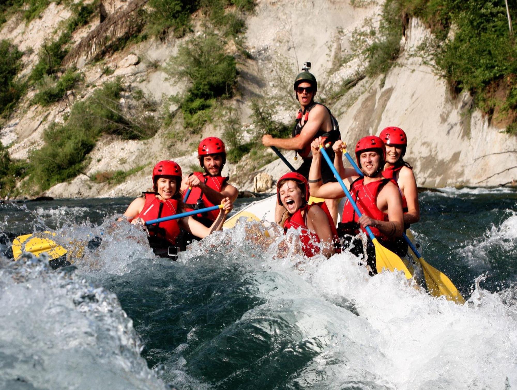 Youth Hostel Bledec מראה חיצוני תמונה